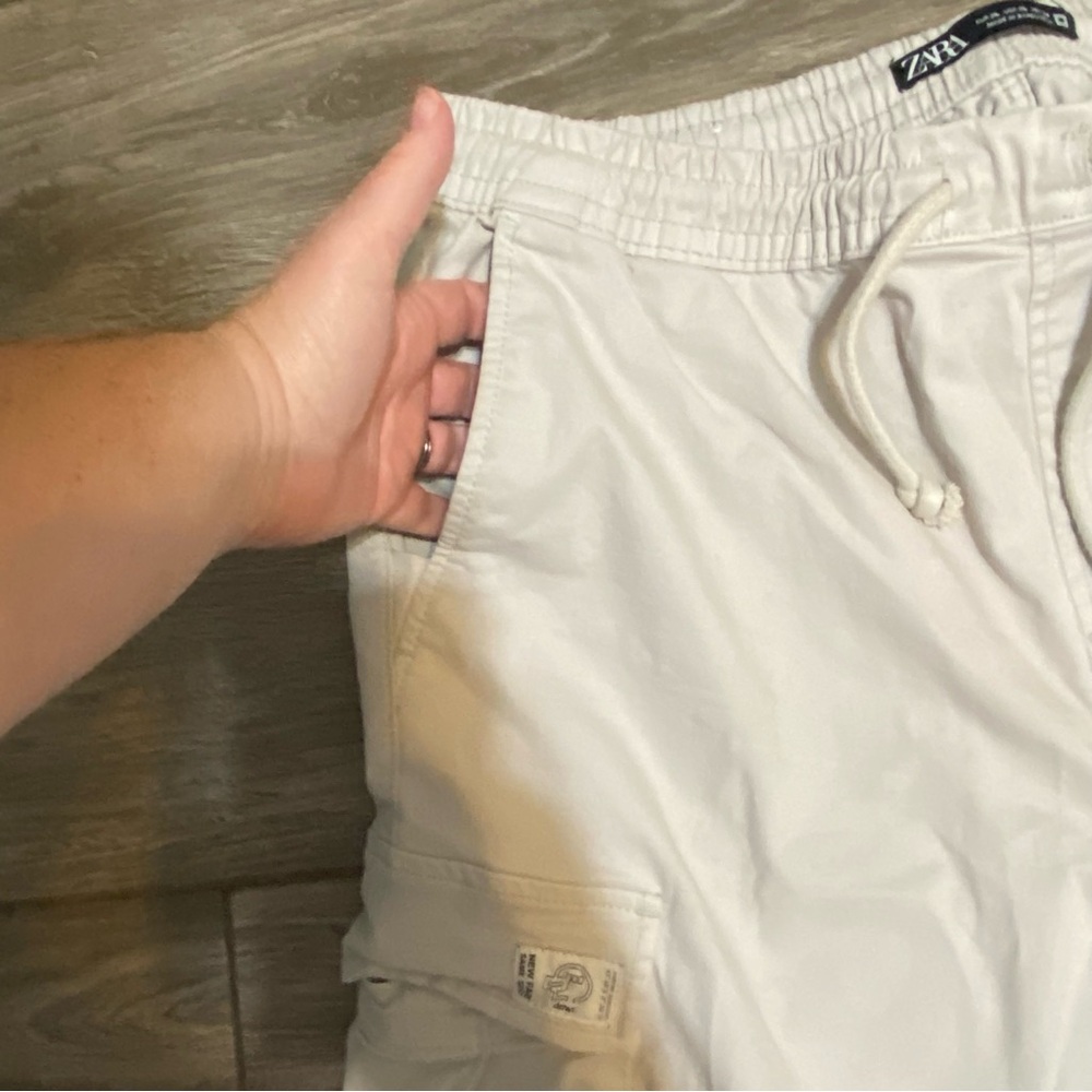 Zara XL Beige Cargo Joggers - Picture 4 of 10